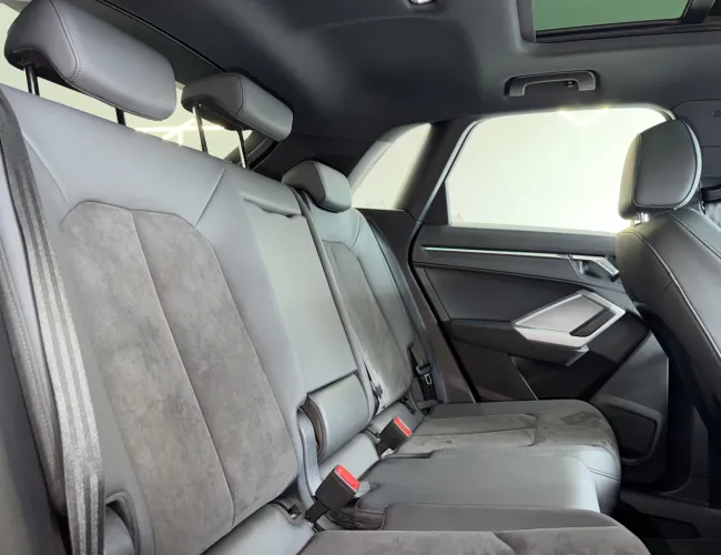 Imagem 13 – Q3 2021 1.4 35 Tfsi Gasolina Black S Tronic