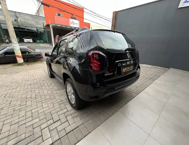 Imagem exterior do veículo Duster Expression 1.6 Hi-Flex 16V Mec. 2017 Duster Expression 1.6 Hi-Flex 16V Mec. 