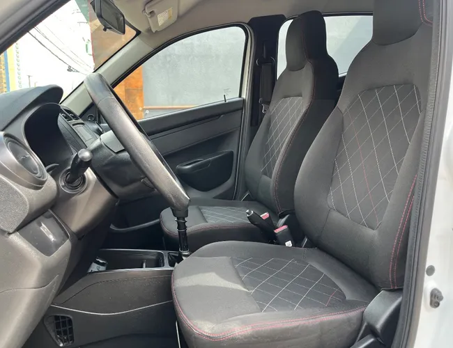 Imagem 11 – Kwid 2023 1.0 12V Sce Flex Zen Manual