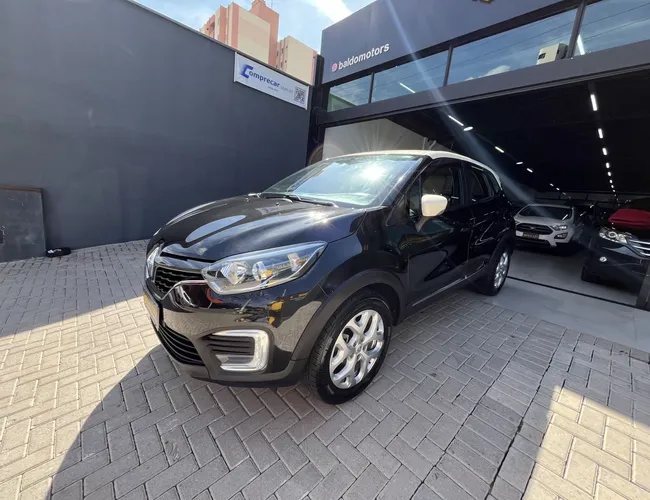 Imagem exterior do veículo Captur Life 1.6 16V Flex 5P Aut. 2018 Captur Life 1.6 16V Flex 5P Aut. 