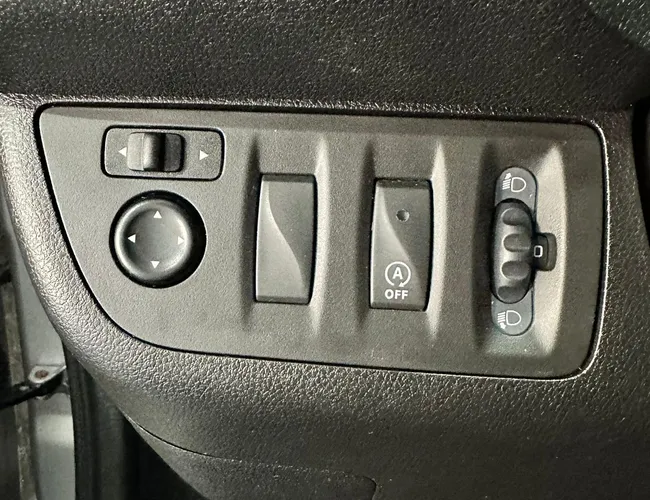 Imagem 17 – Kwid 2025 1.0 12V Sce Flex Intense Manual