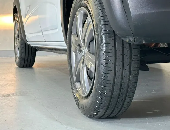 Imagem 17 – Kwid 2024 Kwid Zen 1.0 Flex 12V 5P Mec.