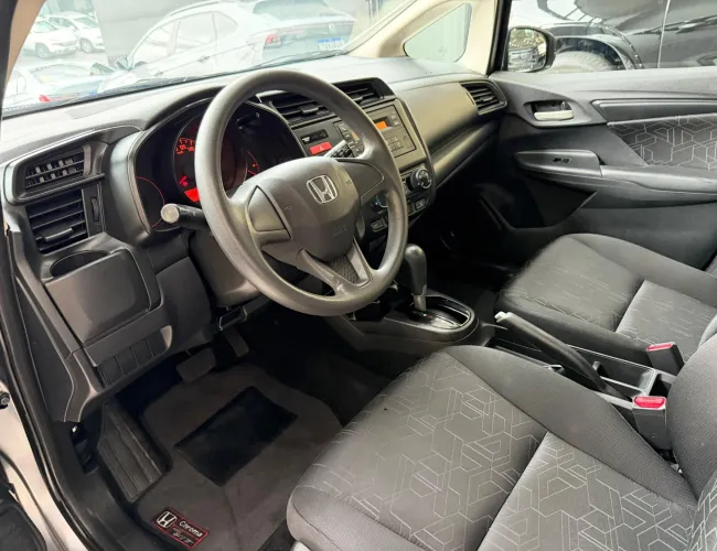 Imagem 10 – Fit 2015 1.5 Lx 16V Flex 4P Automático