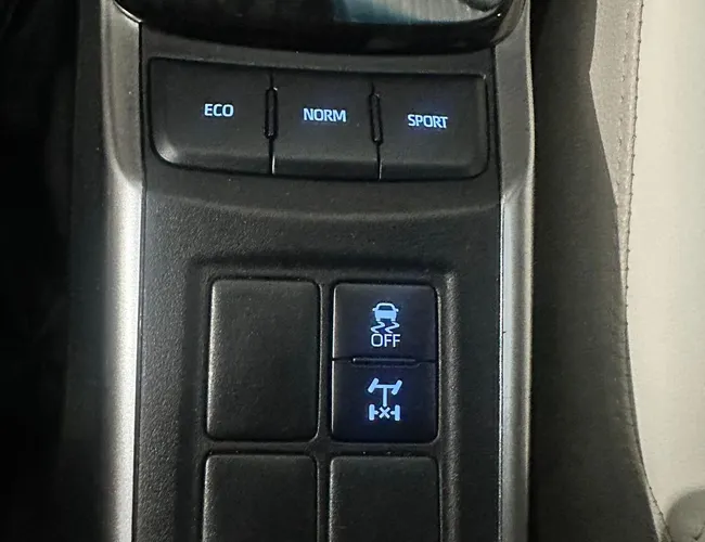 Imagem 18 – Hilux Sw4 2023 2.8 D-4D Turbo Diesel Diamond 7L 4X4 Automático