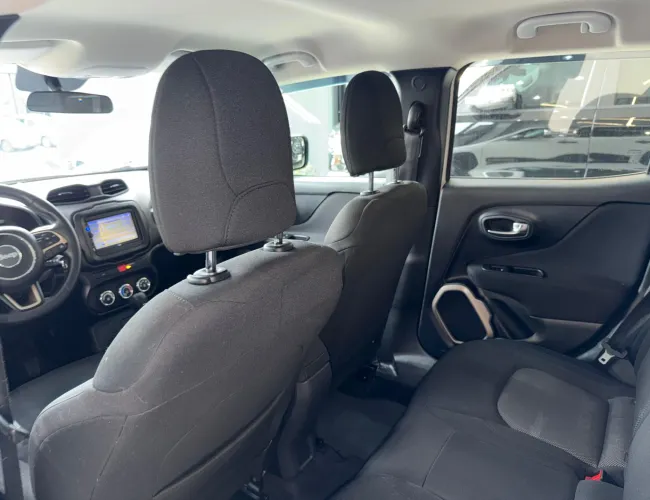 Imagem 12 – Renegade 2018 1.8 16V Flex 4P Automático