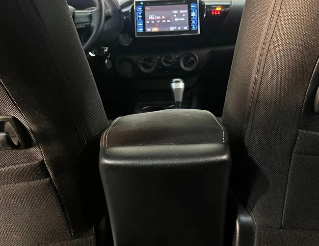 Imagem 15 – Hilux 2017 2.7 Sr 4X2 Cd 16V Flex 4P Automático