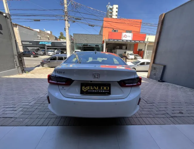 Imagem exterior do veículo City Sedan Touring 1.5 Flex 16V 4P Aut. 2022 City Sedan Touring 1.5 Flex 16V 4P Aut. 