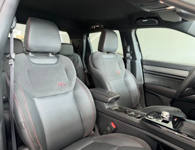 Imagem 16 – Rampage 2024 2.0 Hurricane 4 Turbo Gasolina R/T 4X4 Automático