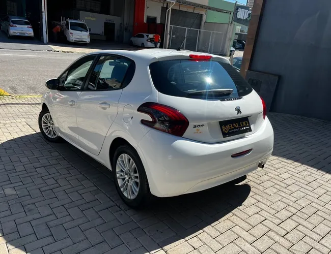 Imagem 7 – 208 2019 1.2 Allure 12V Flex 4P Manual