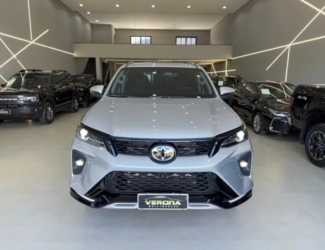 Imagem 5 – Hilux Sw4 2025 2.8 D-4D Turbo Diesel Srx Platinum 7L 4X4 Automático