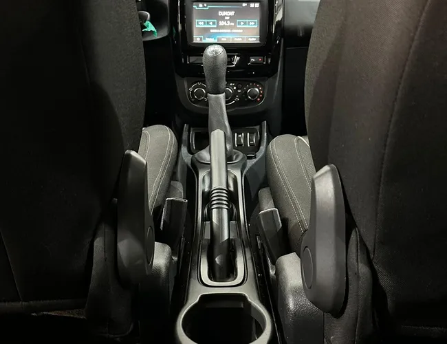 Imagem 14 – Duster 2016 1.6 Dakar 4X2 16V Flex 4P Manual