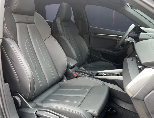 Imagem 18 – A3 2023 2.0 40 Tfsi Mhev Sedan Performance Black S-Tronic