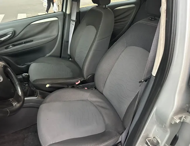 Imagem 6 – Punto 2014 1.6 Essence 16V Flex 4P Manual
