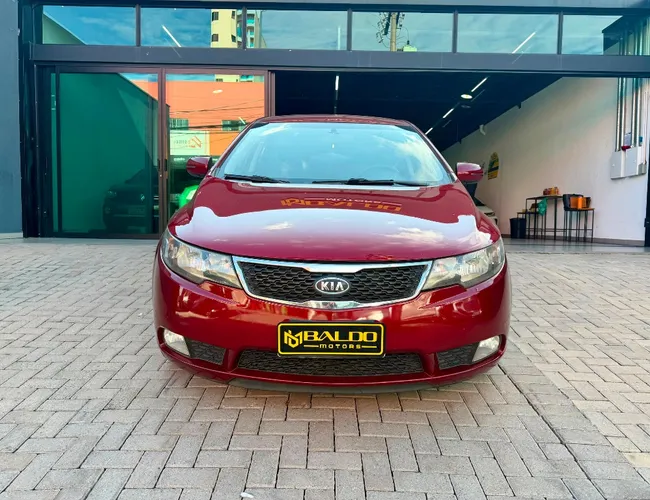 Imagem 8 – Cerato 2012 1.6 E.221 Sedan 16V Gasolina 4P Automático
