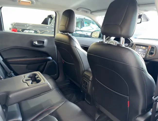 Imagem 10 – Compass 2017 2.0 16V Diesel Trailhawk 4X4 Automático