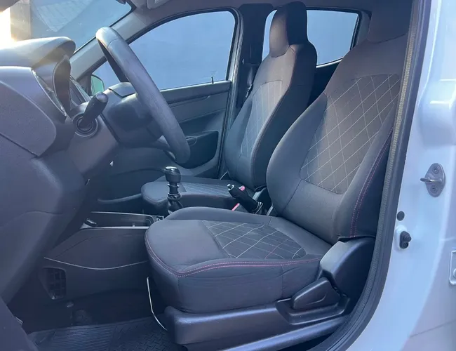 Imagem 9 – Kwid 2022 1.0 12V Sce Flex Zen Manual