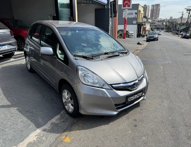 Imagem exterior do veículo Fit 2013 1.4 Lx 16V Flex 4P Automático