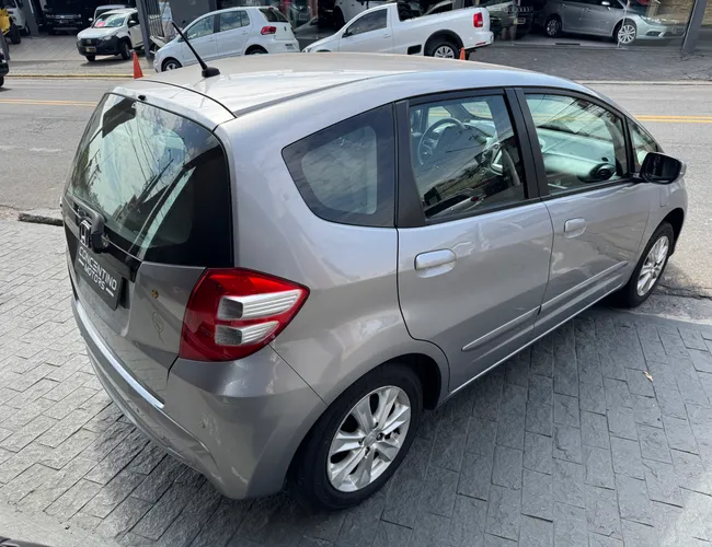 Imagem exterior do veículo Fit 2013 1.4 Lx 16V Flex 4P Automático