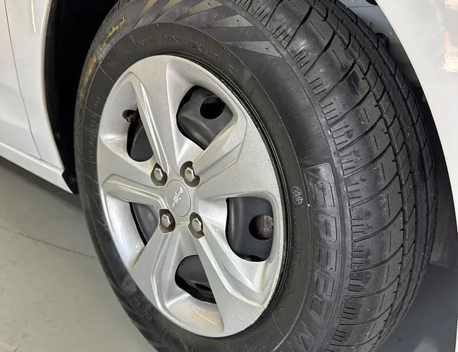 Imagem 24 – Onix 2025 Onix Hatch 1.0 12V Flex 5P Mec.