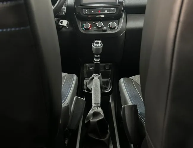 Imagem 14 – Kwid 2025 1.0 12V Sce Flex Intense Manual