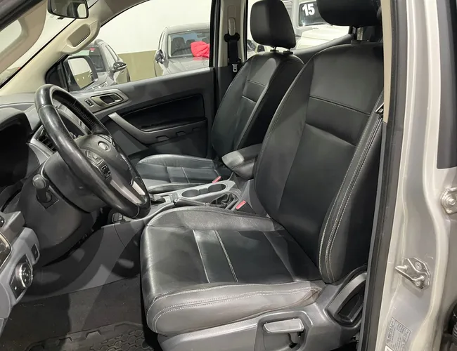 Imagem exterior do veículo Ranger 2017 3.2 Xlt 4X4 Cd 20V Diesel 4P Automático 