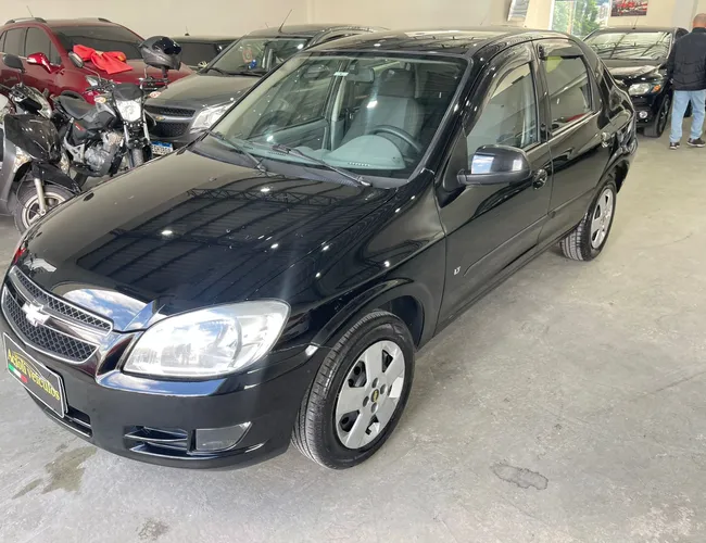 Imagem exterior do veículo Prisma 2012 1.4 Mpfi Lt 8V Flex 4P Manual 