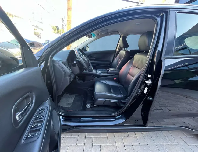 Imagem exterior do veículo Hr-V Exl 1.8 Flexone 16V 5P Aut. 2018 Hr-V Exl 1.8 Flexone 16V 5P Aut. 