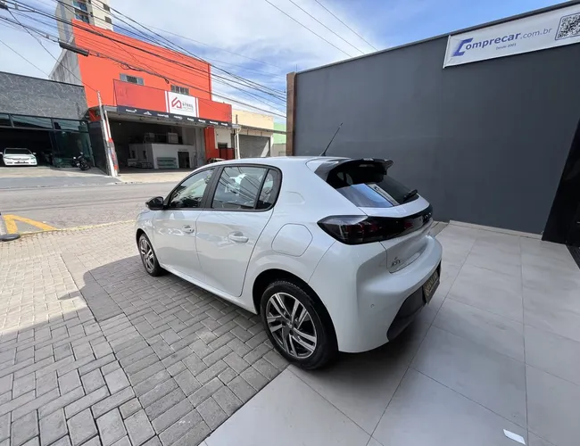 Imagem exterior do veículo 208 Griffe 1.6 Flex 16V 5P Aut. 2023 208 Griffe 1.6 Flex 16V 5P Aut. 