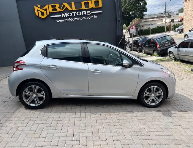 Imagem 7 – 208 2016 1.6 Griffe 16V Flex 4P Manual