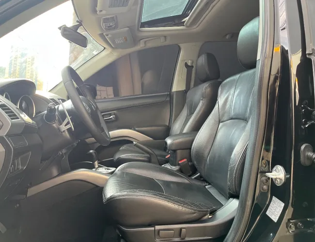Imagem 11 – Outlander 2012 3.0 Gt 4X4 V6 24V Gasolina 4P Automático
