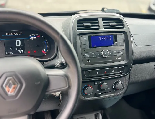 Imagem 6 – Kwid 2023 1.0 12V Sce Flex Zen Manual
