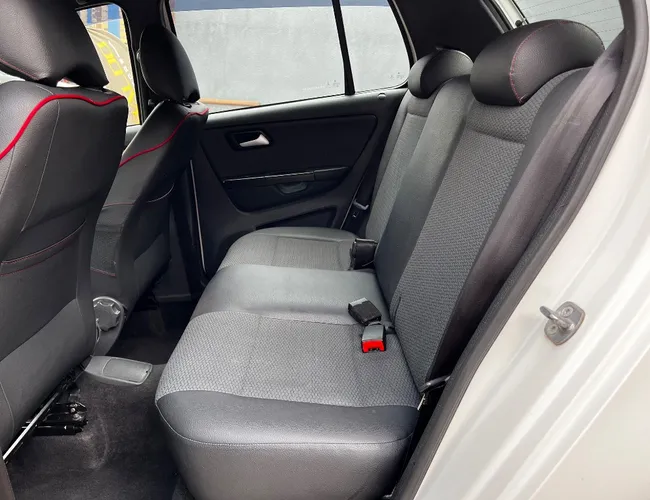 Imagem 5 – Fox 2016 1.6 Mi Rock In Rio 8V Flex 4P Manual