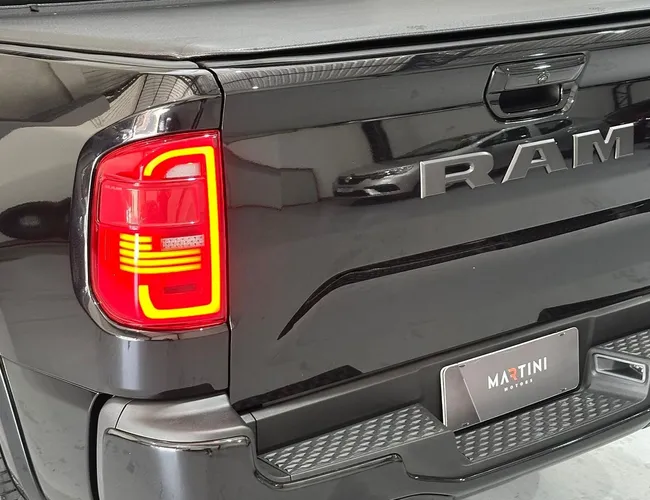 Imagem 7 – Rampage 2025 2.0 Hurricane 4 Turbo Gasolina R/T 4X4 Automático