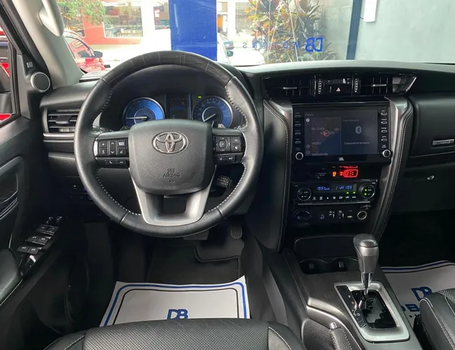 Imagem 20 – Hilux Sw4 2022 2.8 D-4D Turbo Diesel Srx 7L 4X4 Automático