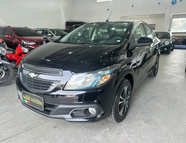 Imagem exterior do veículo Prisma 2014 1.4 Mpfi Lt 8V Flex 4P Automático 