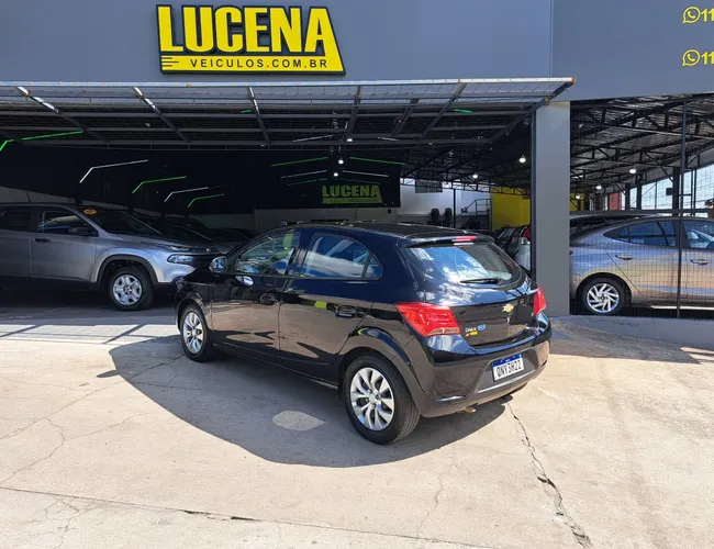 Imagem 5 – Onix 2018 1.4 Mpfi Lt 8V Flex 4P Automático