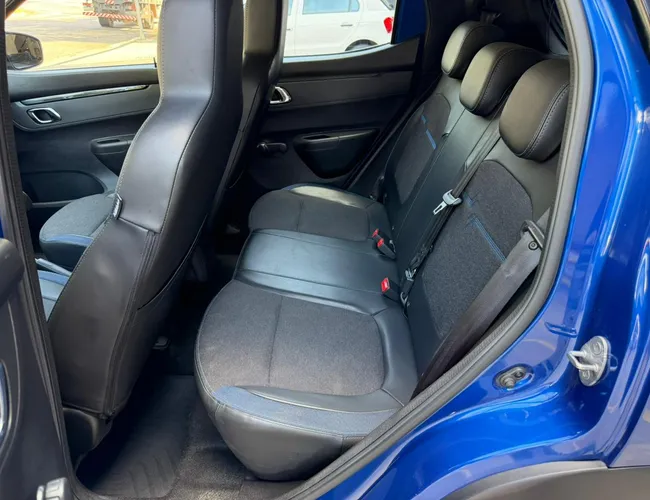 Imagem 10 – Kwid 2023 1.0 12V Sce Flex Intense Manual