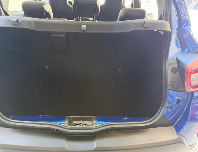 Imagem 9 – Kwid 2023 1.0 12V Sce Flex Intense Manual