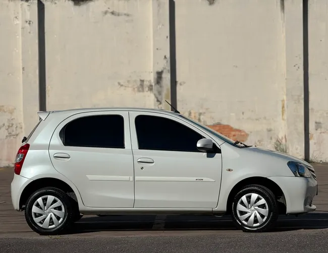 Imagem 5 – Etios 2017 1.3 X 16V Flex 4P Manual