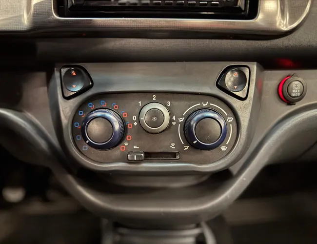 Imagem 7 – Uno 2014 1.0 Evo Vivace 8V Flex 4P Manual
