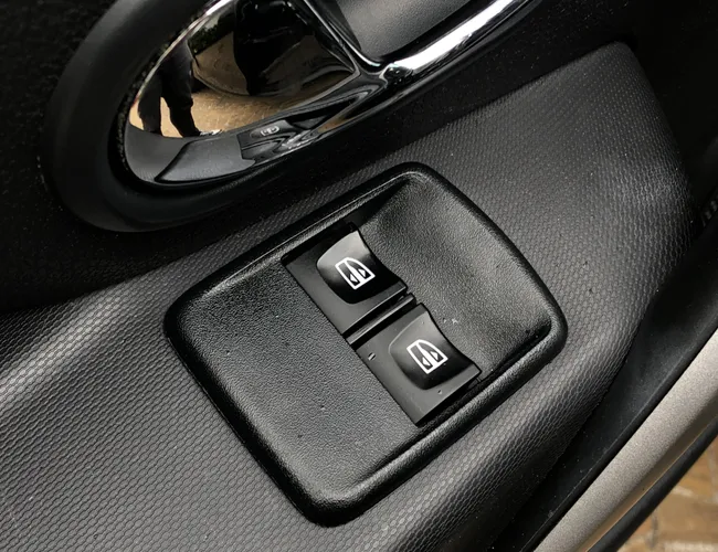 Imagem 8 – Sandero 2015 1.6 EXPRESSION 8V FLEX 4P MANUAL