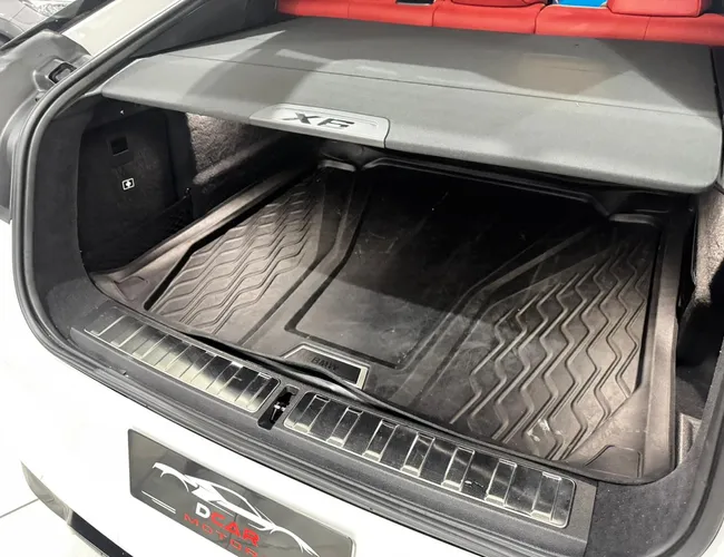 Imagem 21 – X6 2025 4.4 V8 Biturbo Gasolina M Competition Automático