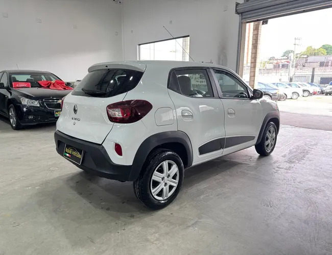 Imagem 5 – Kwid 2024 1.0 12V Sce Flex Intense Manual