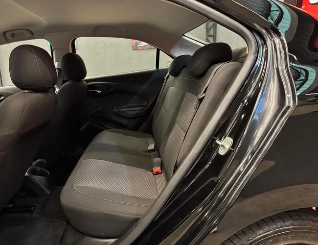 Imagem 12 – Prisma 2017 1.4 Mpfi Lt 8V Flex 4P Automático