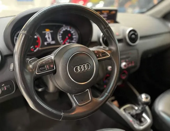 Imagem 5 – A1 2013 1.4 Tfsi Sportback Ambition 16V 185Cv Gasolina 4P Automático