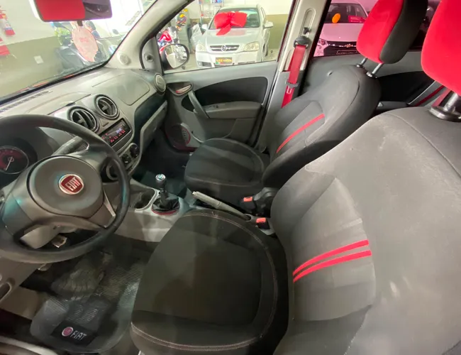 Imagem 7 – Palio 2014 1.6 Mpi Sporting 16V Flex 4P Manual