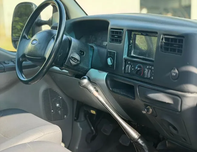 Imagem 17 – F-250 2007 3.9 Xlt Max Power 4X4 Cs Diesel 2P Manual