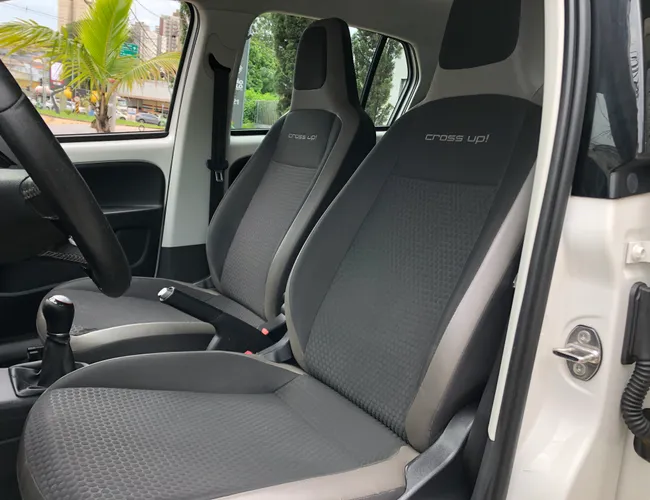 Imagem 7 – Cross Up 2016 1.0 Tsi 12V Flex 4P Manual