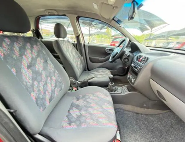 Imagem 15 – Corsa 2004 1.0 Mpfi 8V Gasolina 4P Manual