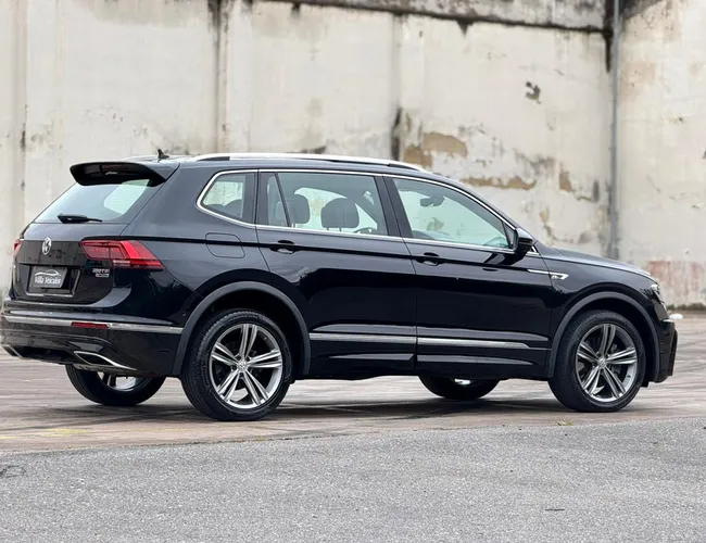 Imagem 5 – Tiguan 2018 2.0 350 Tsi Gasolina Allspace R-Line 4Motion Dsg